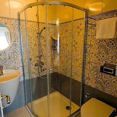 Hotel Sardunya 3*